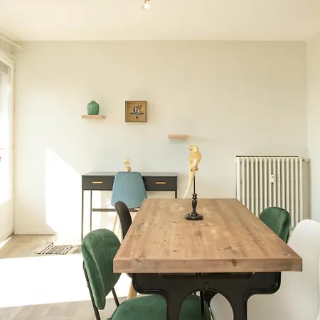 Confortable Et Accueillant T4 A Apartment *